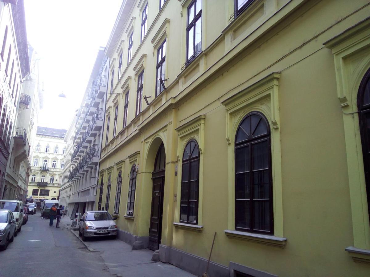 Operahouse Hostel Budapesta